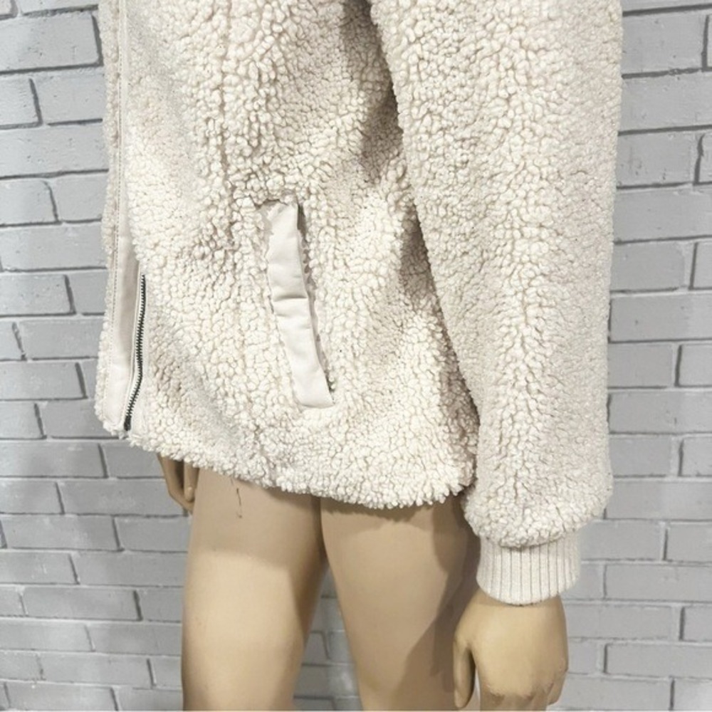 Banana Republic Cream Faux Shearling Teddy Bomber Jacket Gorpcore Cozy M - Picture 6 of 11